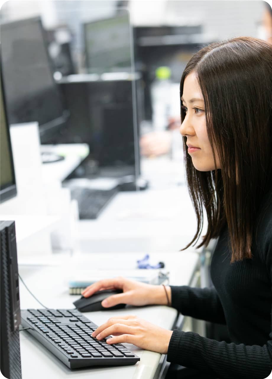 新たな基地局を建設するための実行業務を担います