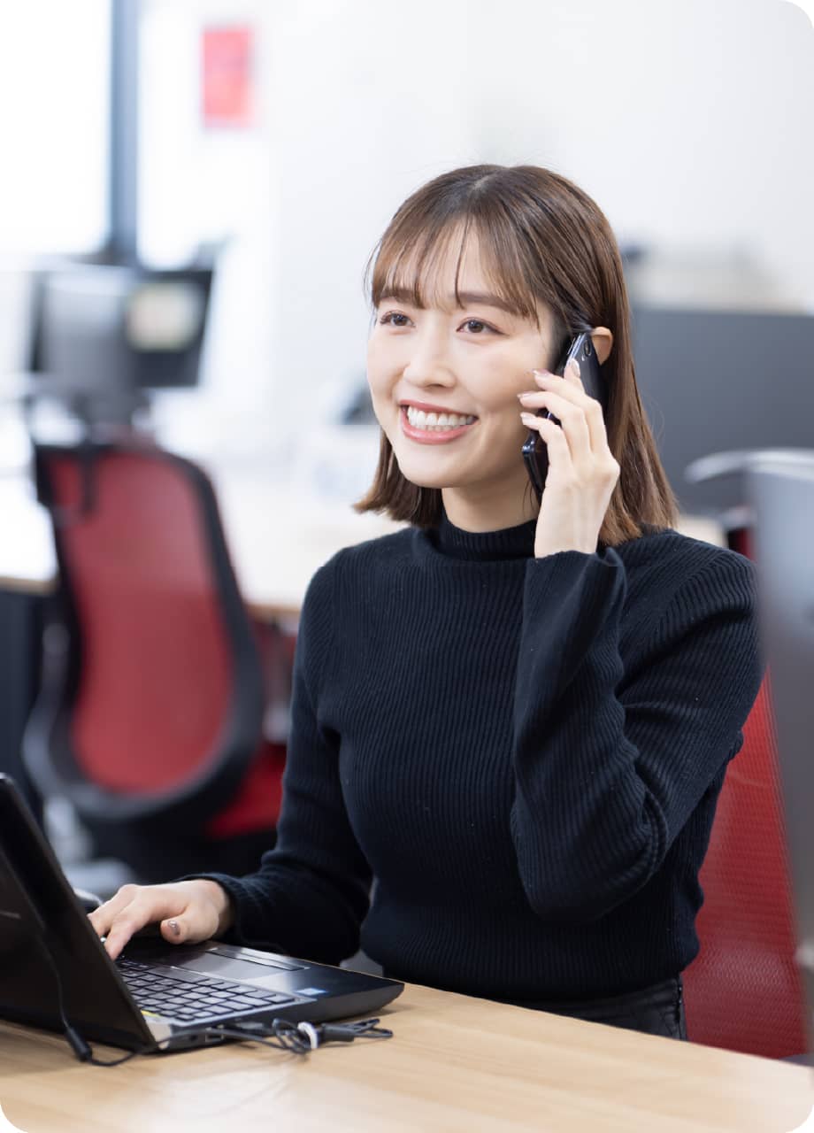 仲間やスタッフとの良好な関係が仕事をスムーズに